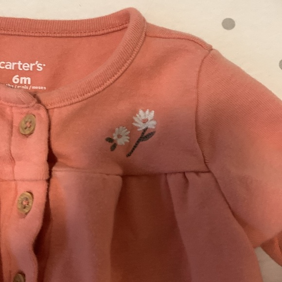 Carter’s Coral Baby Cardigan Size 6M EUC - Picture 2 of 5